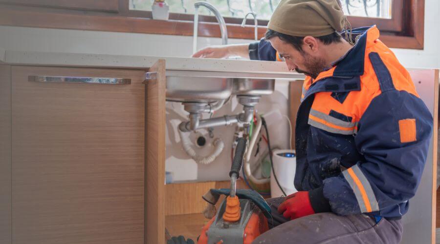 Local water heater installation in Strasburg, IL